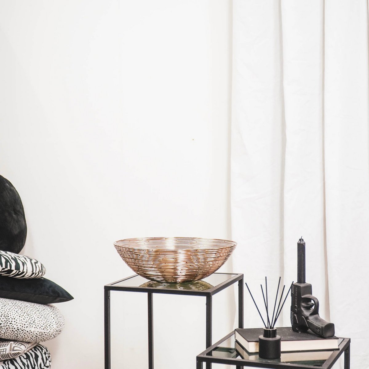 HV Kom Bedraad Staal - Goud - 34x34x10cm